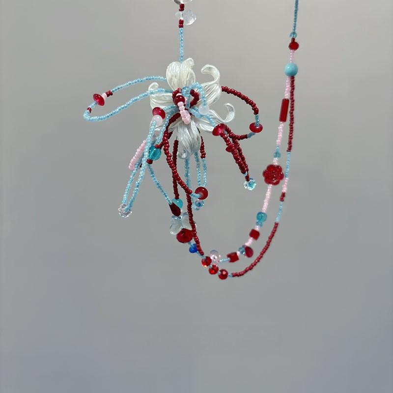 [Red and Blue Flower Language] Retro red and blue contrasting colors beaded flower necklace fresh and sweet atmosphere summer collarbone chain