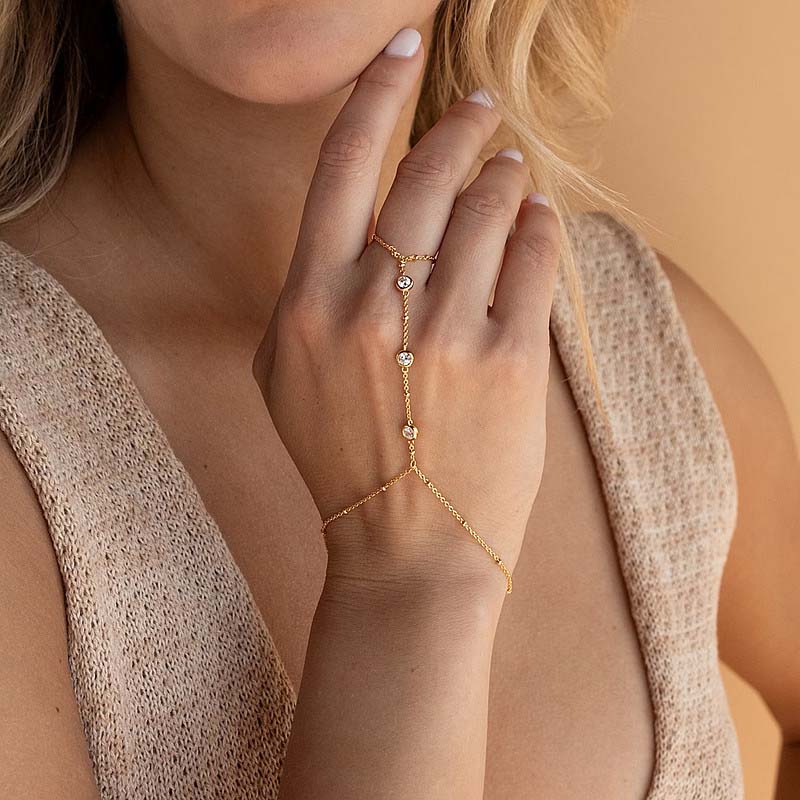 Elegant Tiny Chain Bracelet Finger Ring for Women Fashion Gold Color Metal Link Chains Connecting Hand Harness Bracelets Zircon