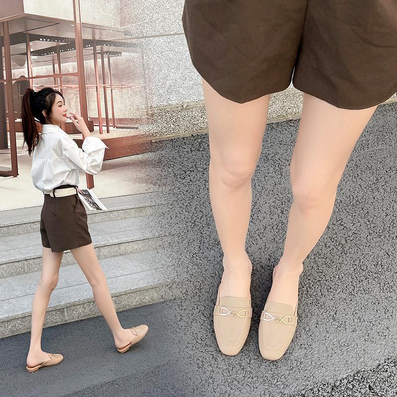 Modevarumärke Metallkedja Mules Skor Kvinna Täckta Tår Tofflor Damer Flipflops Flats Sandaler Casual Slip On Slides Halkfria Pantuflas