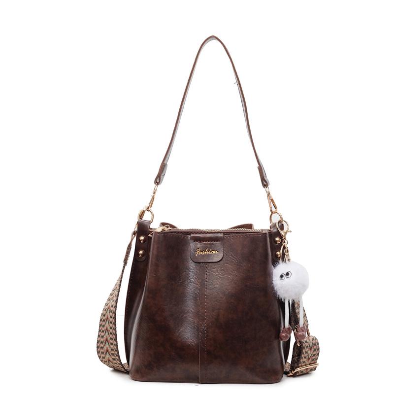 Korean Style Retro Square Bucket Bag - Versatile Large Capacity Crossbody for Women
