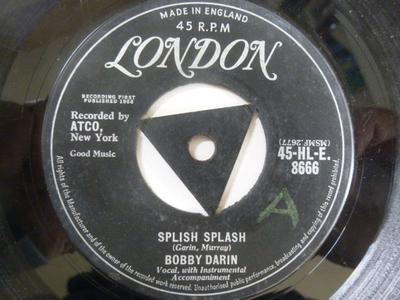 Disco de 7 polegadas BOBBY DARIN - Splish Splash 45HLE8666 London Records 1958 Reino Unido Rock Usado
