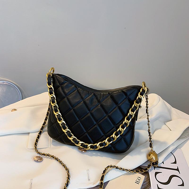 Medium-sized Pu Shoulder Bag With Chain Strap For Daily Wear Black Ivory Brick Red