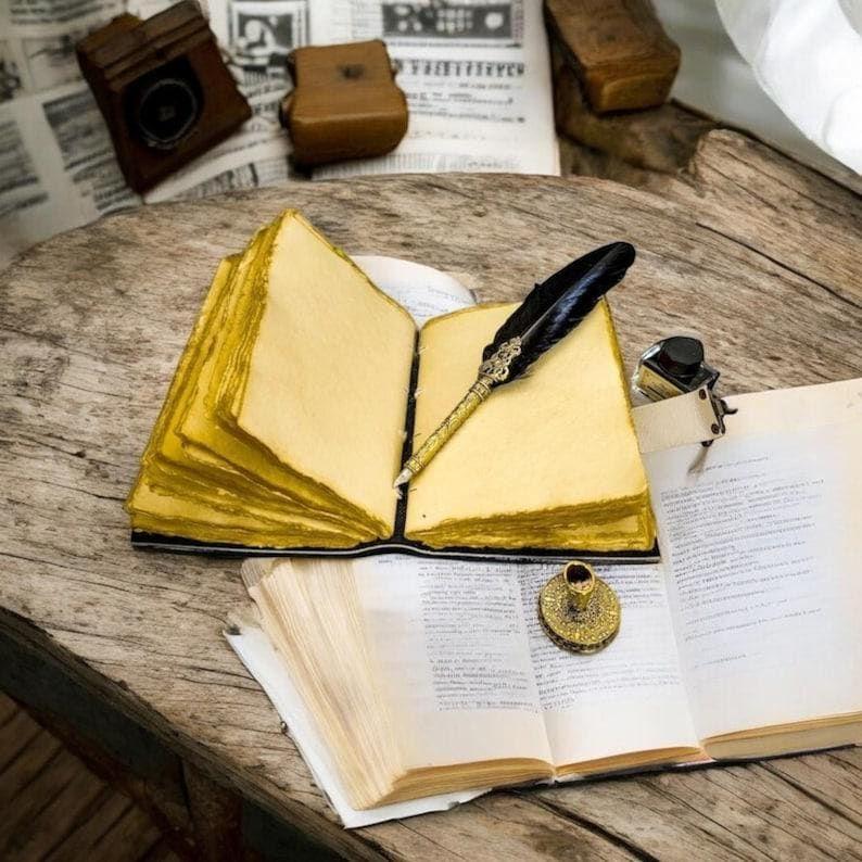 Fuchsleder Notizbuch: Großes Grimoire, Leeres Buch der Schatten