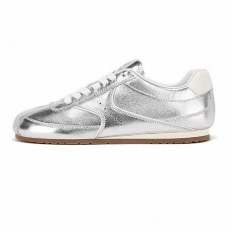 

New Women Sneakers High Quality Flats Outside Casual Running Women Shoes Simple Versatile Non-slip Loafers Zapatos De Mujer 37