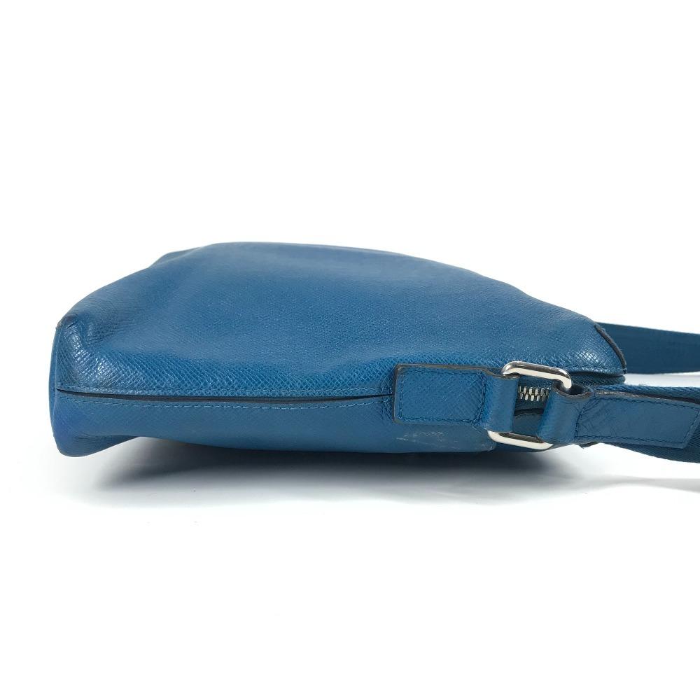 Louis Vuitton M30235 Taiga Grigori-Messenger PM Crossbody Shoulder Bag