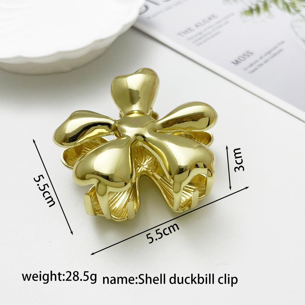 European Style Flower Hair Clip: Eco-friendly Alloy Shark Clip for Women