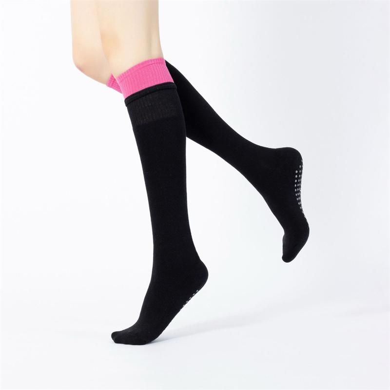 

Новинка зимы, утолщенные носки для йоги длиной до колена с полной петлей, теплые нескользящие носки контрастного цвета для пола, красивые ножки, классические и универсальные