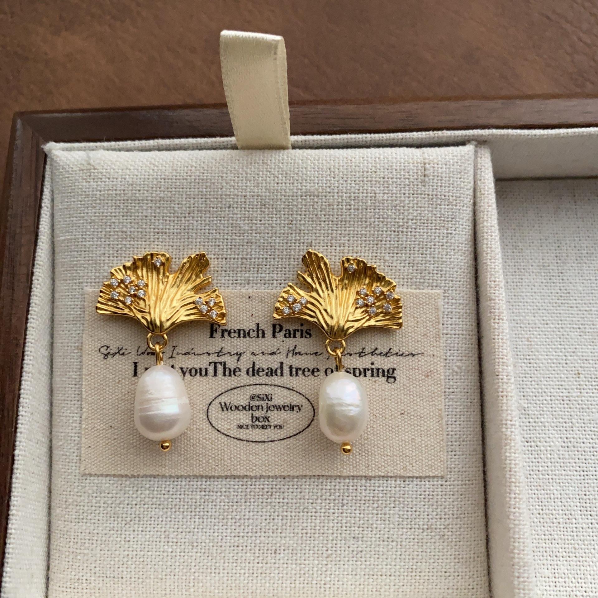 Natural Ginkgo Biloba Pearl Earrings Earrings Simple and Gentle French Unique Cold Wind Earrings