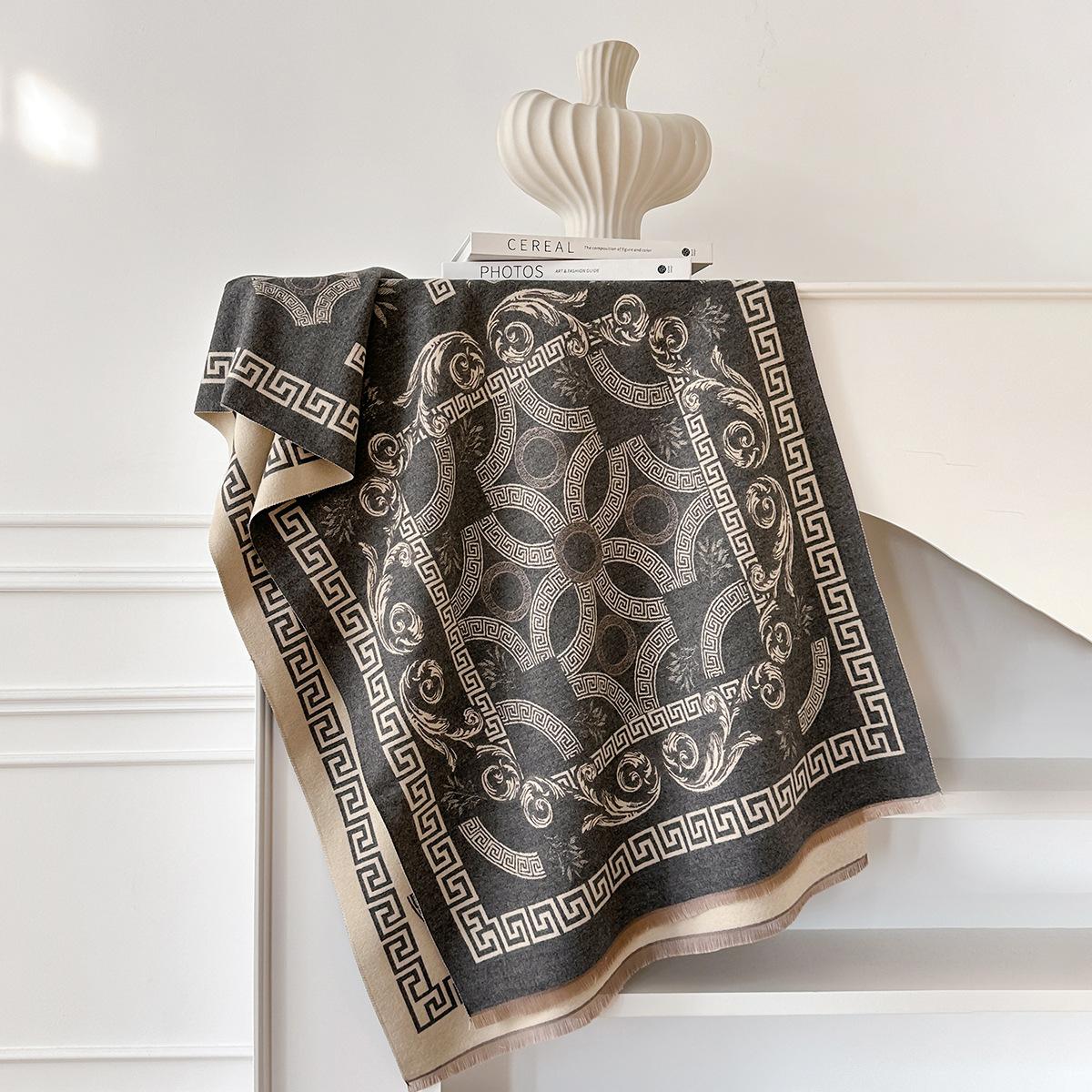 

Осень И Зима Имитация Кашемира Теплый Жаккардовый Шарф С Бахромой Короткий Шарф Женский Геометрический Кондиционер Шаль Шарф Литературный И Художественный Фан 185x65cm серый