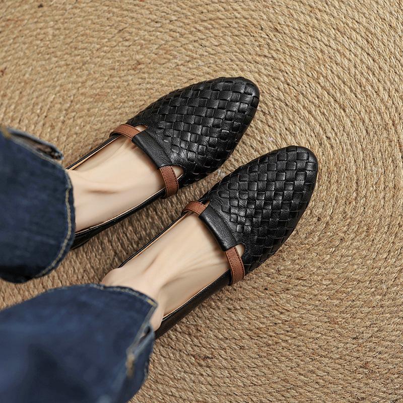 Woven shallow mouth single shoes soft leather soft sole grandma shoes autumn new Doudou shoes simple small leather shoes