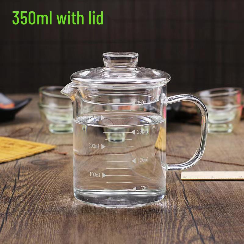 High-Temperature Resistant Glass Measuring Cup with Handle, for Baking, Milk, Juice, or Water.