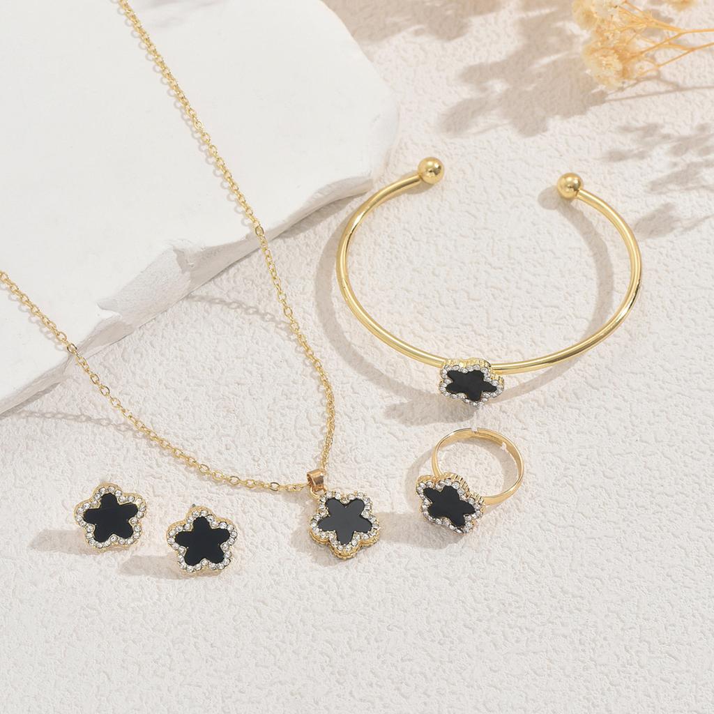 Wind Ladies Necklace Bracelet Set Plum Blossom Set Diamond Design Earrings Open Ring Premium Sense