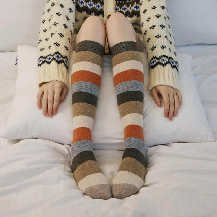 [Banana Sisters][2set] Indie Wool Stripe Knee Socks 2 Pairs 2 Colors