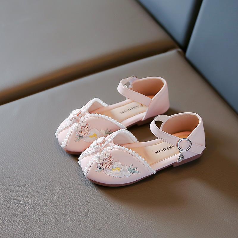 

Туфли Ханфу для девочек 2025 новая весна и осень детские вышитые туфли с туфлями для юбки-лошади весенние детские сандалии для девочки 30