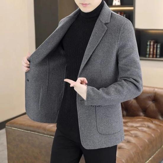Men Woolen Coat Lapel Long Sleeve Single Breasted Jacket Coat with Pockets Solid Color Loose Fit Casual Outerwear Cold Weather Wear