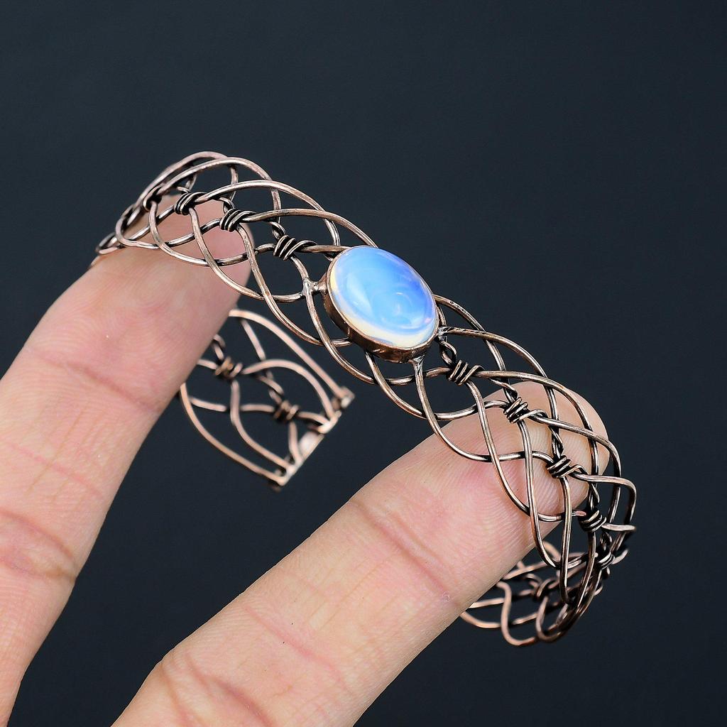 Milchiger Opal Edelstein Handgefertigter 925 Sterling Silber Schmuck Verstellbarer Armreif Für Frauen