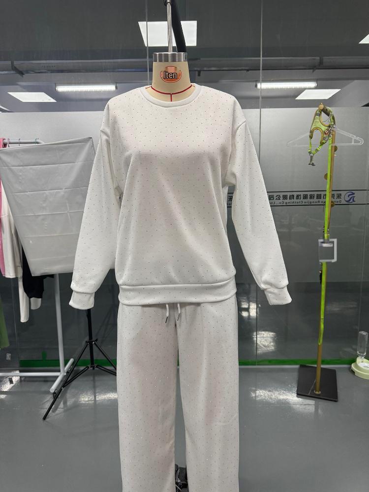 2025 Autumn/Winter Women's Casual Two-Piece Set: Round Neck Sweatshirt & Drawstring Jogger Pants