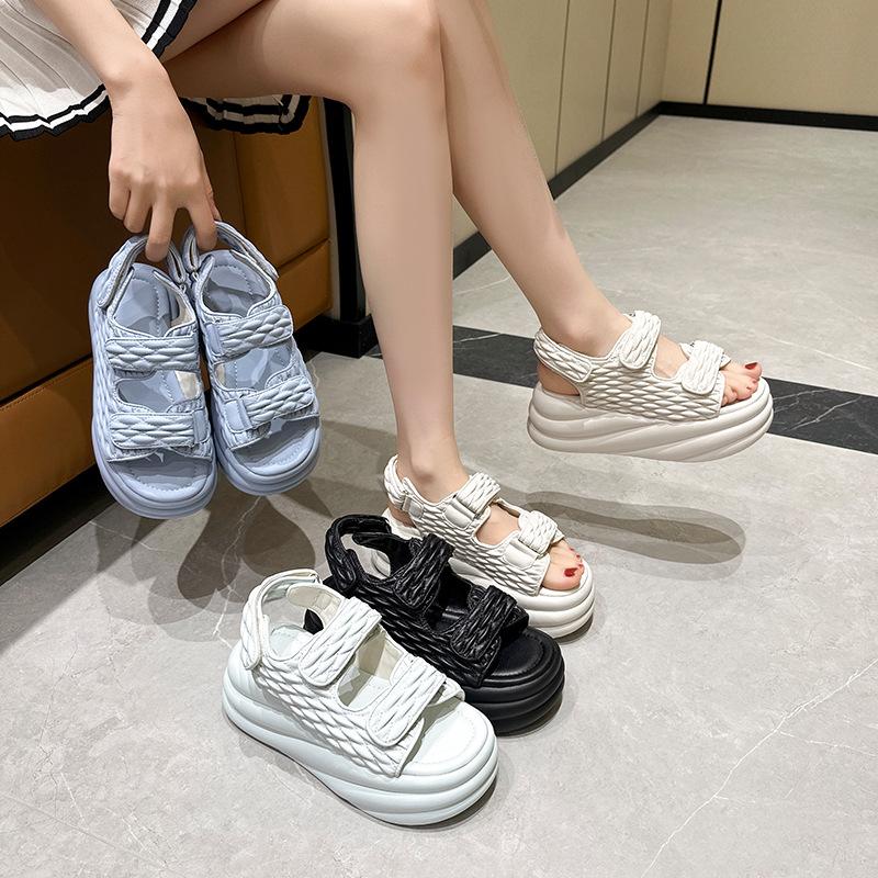 2025 summer new Xiaoxiangfeng Velcro platform sandals women's solid color sports wind flat bottom beach cool slippers women