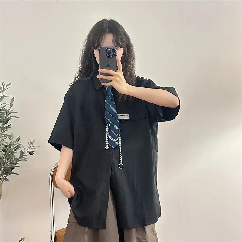 Camisa de Color liso con diseño de cadena y lazo, Blusa de manga corta para mujer, Blusas holgadas de estilo preppy para verano, vestido para parejas
