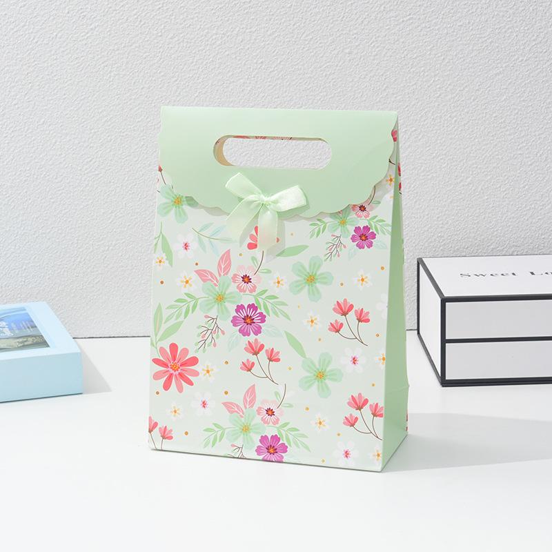 StoBag Floral Print Ribbon Gift Wrapping Bags Paper Candy Bags with Handles Birthday Wedding Favors Packaging Bags for Sweets