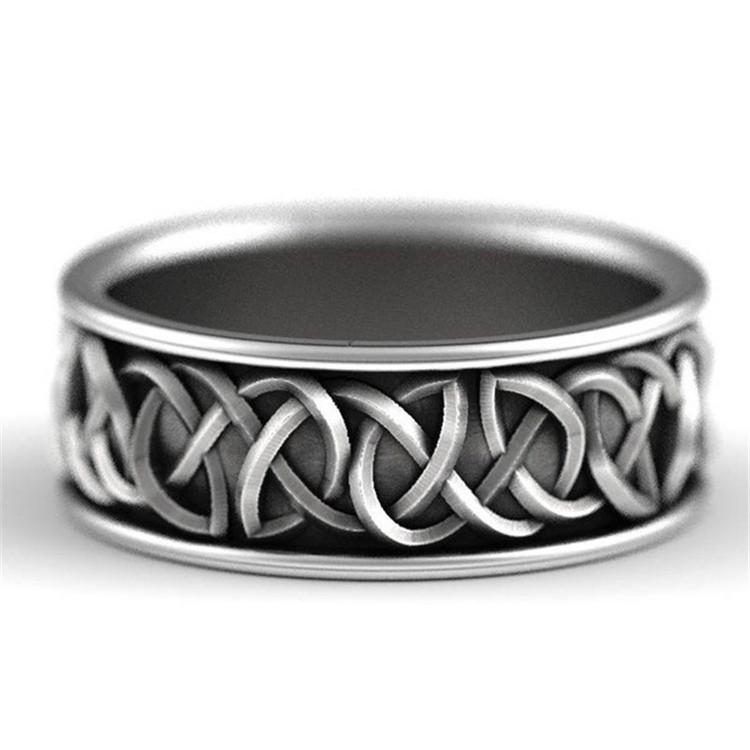 Celtic Wolfman Ring: Men's Vintage Pattern Jewelry