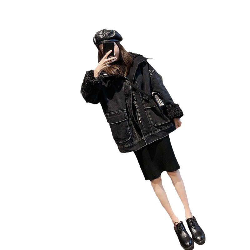 Women's Plus Size Fleece-Lined Denim Jacket - Autumn/Winter 2024 Trend