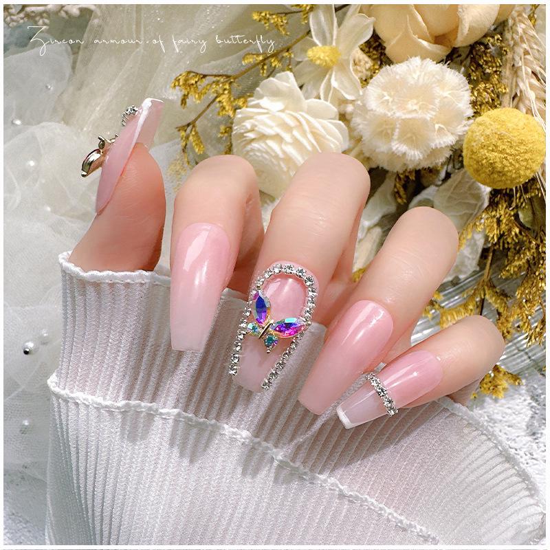 Luxury Crystal Butterfly Nail Art Accessories - Sparkling Gold & Red Design