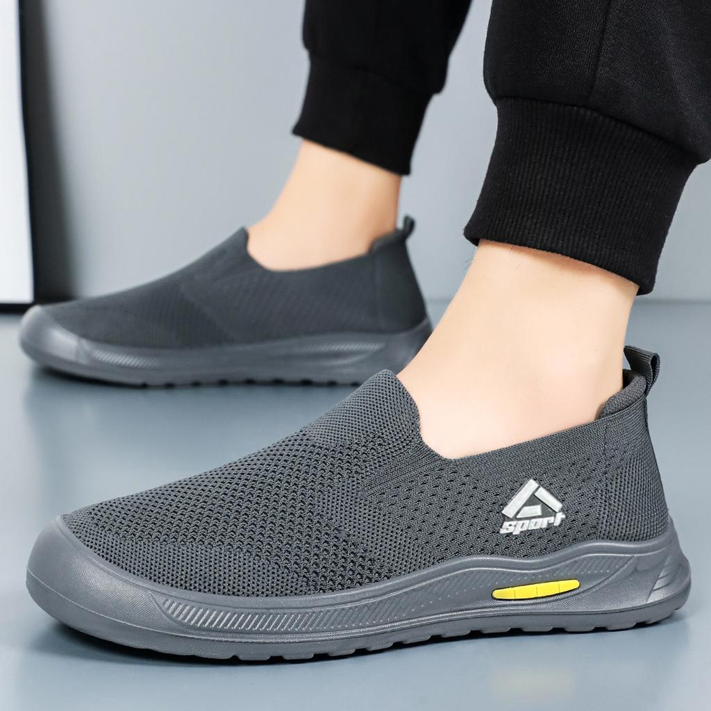 Men’s Casual Breathable Mesh Slip‑On Shoes Lightweight Summer Flywoven Loafers for Everyday Walk Outdoor Comfort