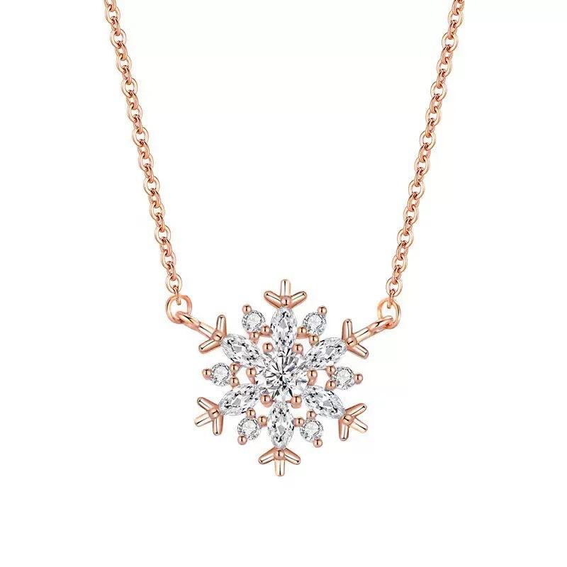 Full Diamond Dream Snowflake Necklace Women's Light Luxury Niche Design Sense Temperament Versatile Collarbone Chain Japanese and Korean Pendant