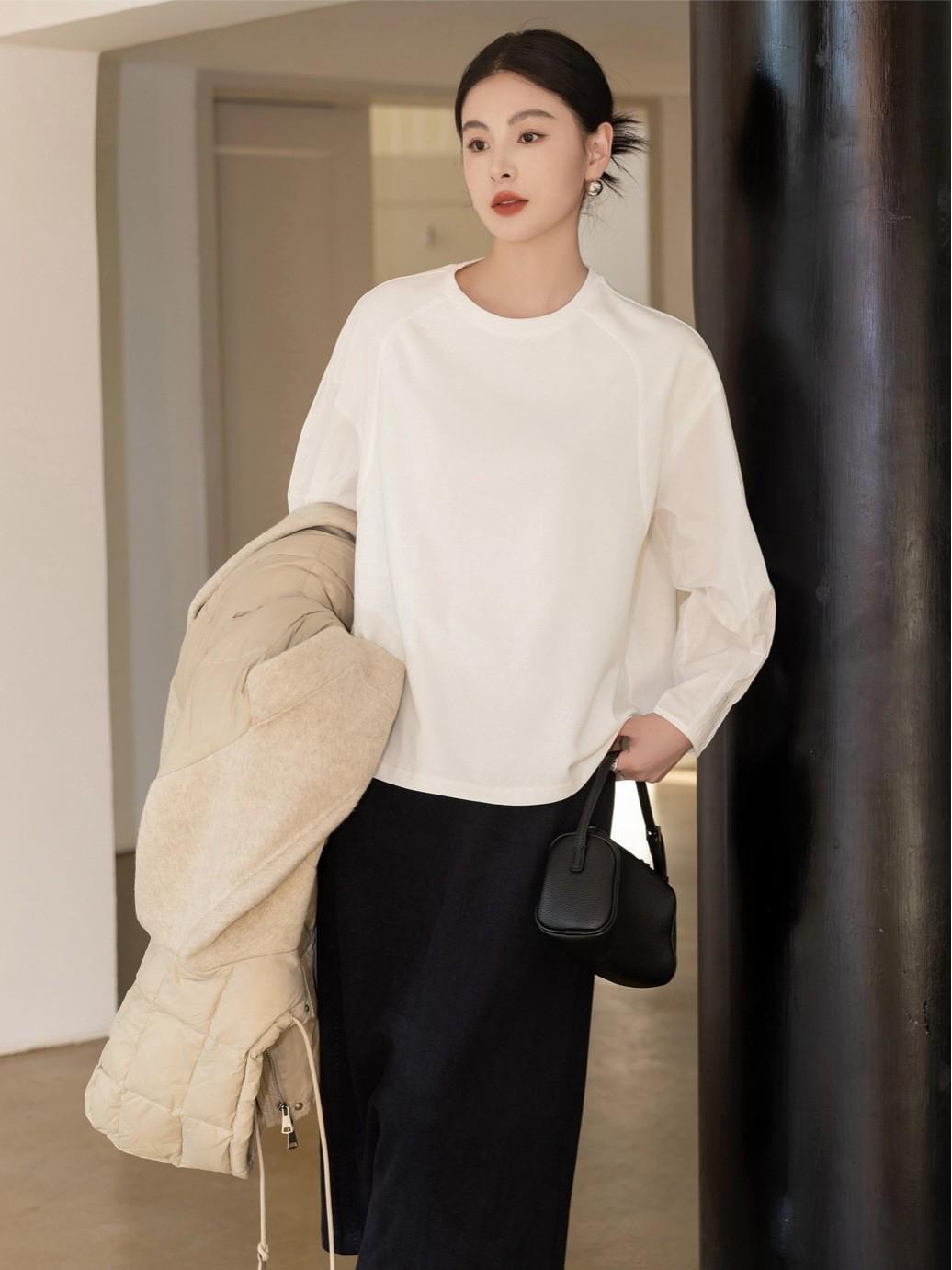 Endi Designer Lantern Sleeve White Top - 2026 Spring Collection One Size белый