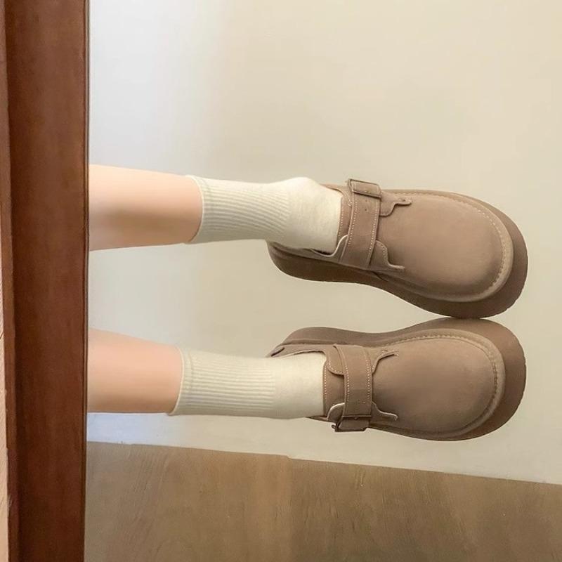 Damskor Plattform Damskor Casual Sneaker Rund Tå Loafers med Päls Låg Skärning Slip-on Allround Träskor Klänning Ny