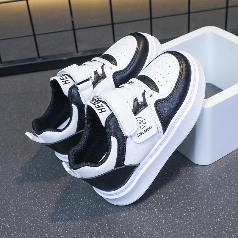 2025 spring and autumn new children's board shoes girls soft-soled sports shoes boys non-slip running shoes white shoes casual shoes