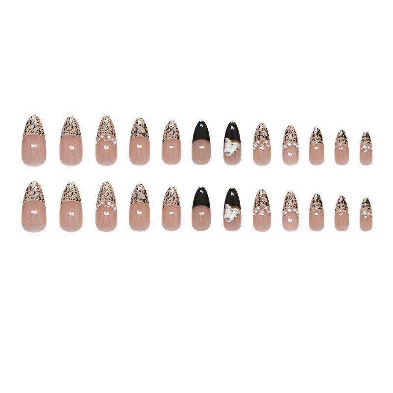 Retro Leopard Rhinestone Beaded French Nail Art: Black Edge Spicy Girl False Nail Patches