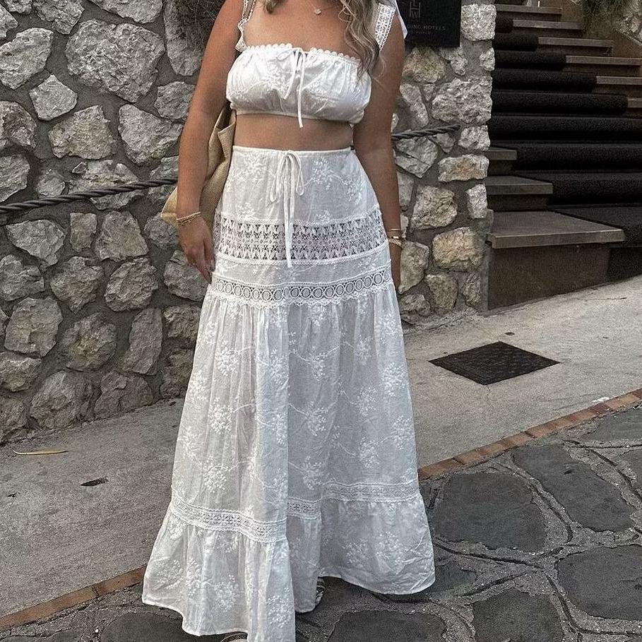 French Style One-Shoulder Lace Top & High-Waisted Patchwork Skirt Set 2024