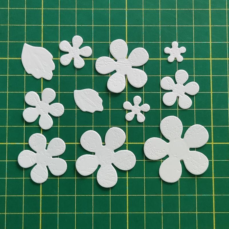 Floral Die Cuts Petal Embossing Cutting Dies Templates for Kid Birthday Card Making DIY Scrapbooking Album Paper Crafts