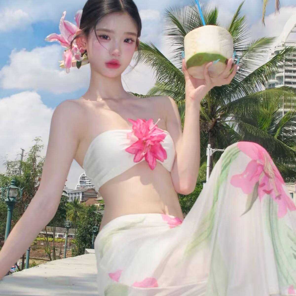 

Женское пляжное платье без бретелек с высокой талией и набор бикини - Санья XL