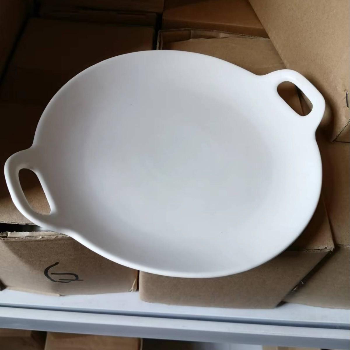 

Набор столовой посуды из скандинавской керамики: Набор из мисок и тарелок для супа и лапши — идеальный подарок на новоселье. Vertical Stripes with Black Edge