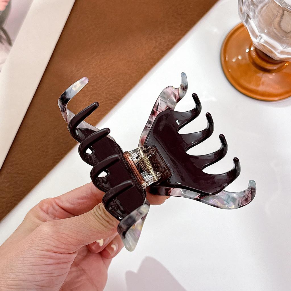 Fashionable Acetate Hair Claw With Geometric Lines Beautiful Hair Clip For Women