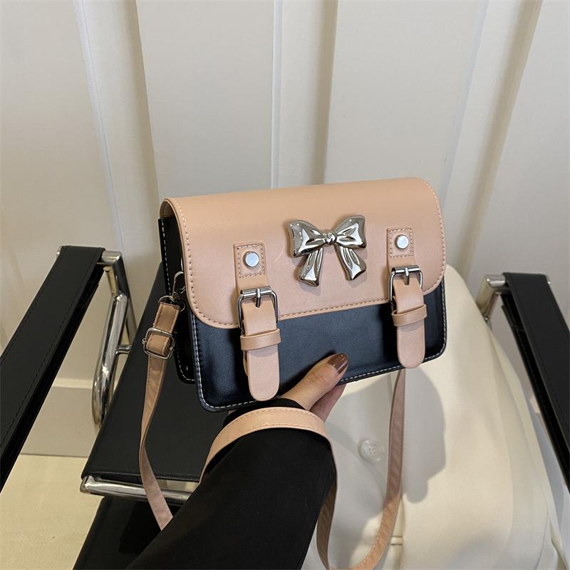 Retro and Fashionable Small Bag Women's Bag New Trendy and Fashionable Casual Handbag One-shoulder Crossbody Small Square Bag