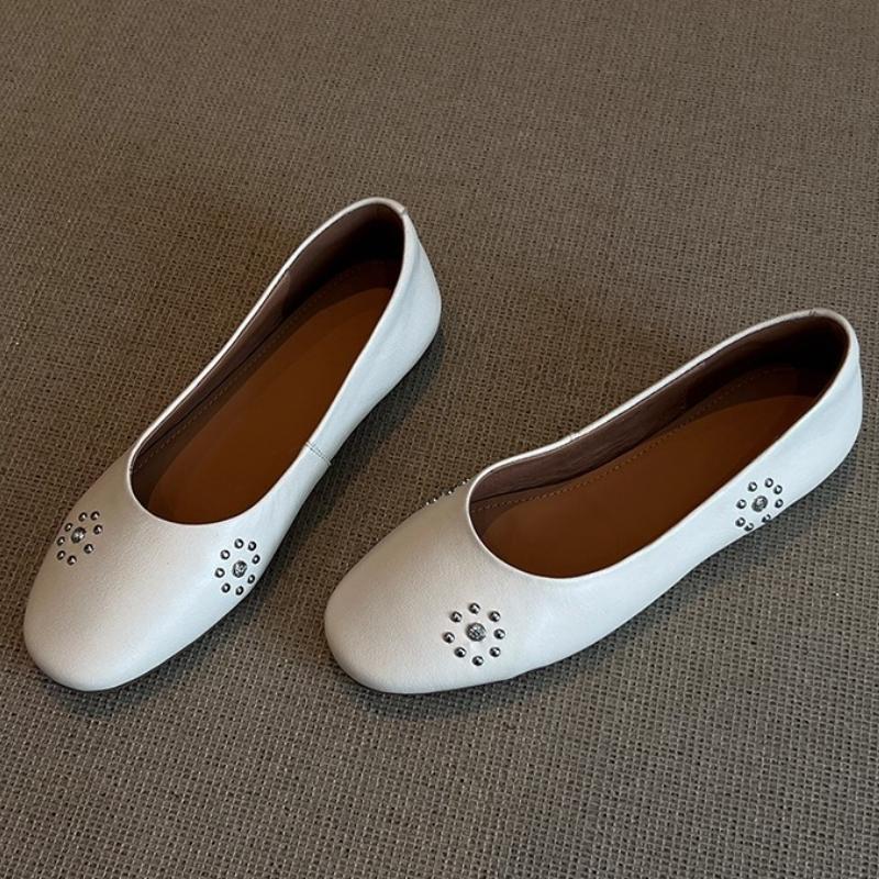 Mode Mode Weiche Leder Ballerinas für Damen Nietendesign Flache Bequeme Mary Jane Schuhe Leichte Designer Pumps Zapatos Para Mujer