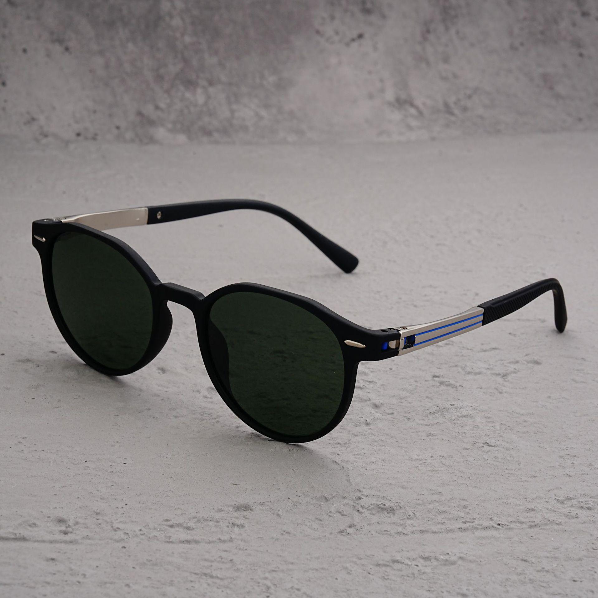 

Unisex Retro Polarized Round Sunglasses for Outdoor Travel Polarized Lens