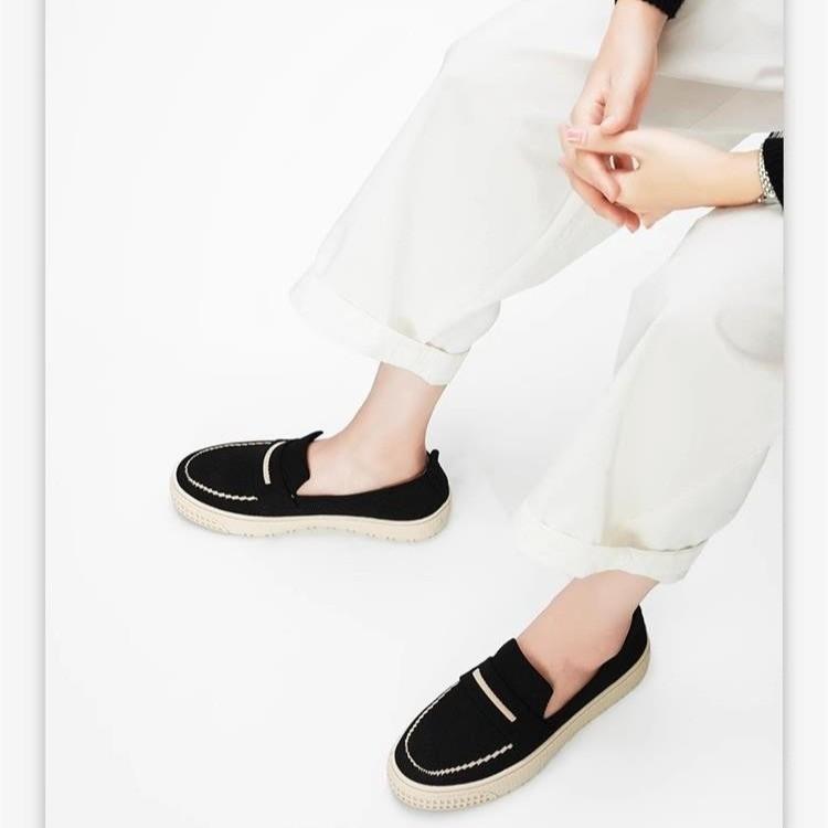 

Мода 2024 года. Модные и универсальные новые женские мокасины. Повседневные туфли на плоской подошве. Женские туфли. Одиночные туфли. Женские прогулочные нескользящие туфли. 40.5 чёрный