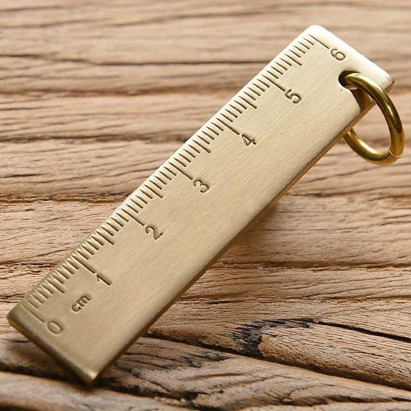 

1Pcs Vintage Metal Straight Ruler Creative Portable Ruler Student School Stationery Measuring Tool Office Supplies 6cm Ruler