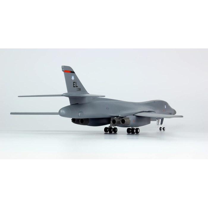 PLATZ 1/144 US Air Force Bomber B-1B Lancer Guam Andersen AB Plastic Model AE144-5 Molded Color