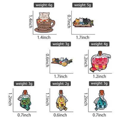 Katzen Hexerei Emaille Anstecknadeln Custom Kaffee Liebestrank Broschen Revers Abzeichen Cartoon Gothic Tier Schmuck Geschenk für Fans Freunde
