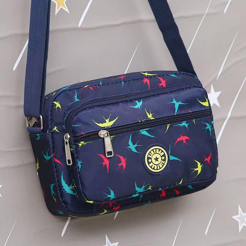 Floral Oxford Cloth Crossbody Bag for Women - Versatile Canvas Bag for Moms and Seniors