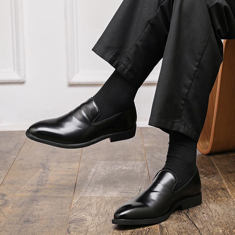 New Men's Pointed Patent Leather Dress Business Casual Shoes Male Black Brown Loafers Wedding Dress Homecoming Footwear