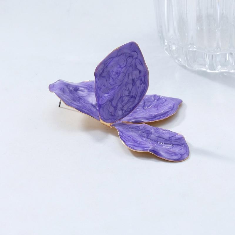 Sophisticated Earrings Ear Jewelry Flower Studs Earrings Unique Ear Pendant Alloy Texture Ear Pin for Fashion Lover