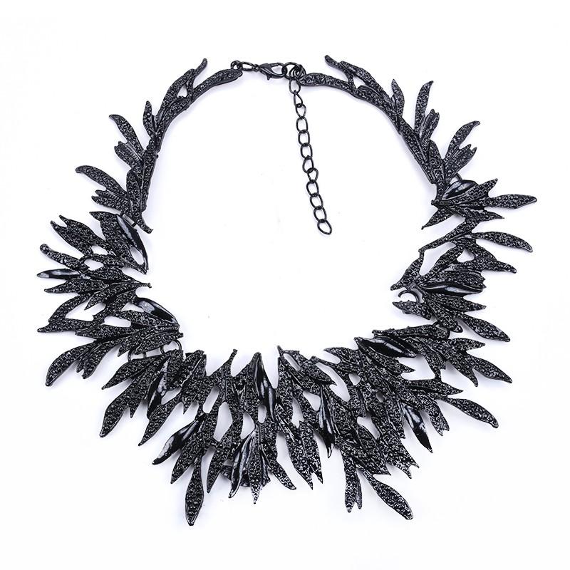 

Indian Ethnic Vintage Statement Metal Large Collar Choker Necklace Women Irregular Punk Big Bib Retro Necklace Ladies Jewellery чёрный