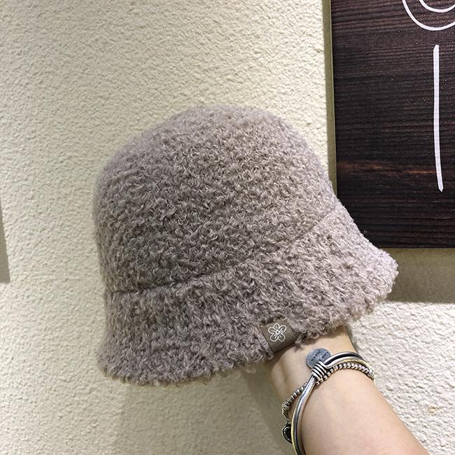 

Autumn and winter patch fruit color lamb plush fisherman hat children versatile warm granular plush casual outdoor basin hat adult (56-58cm)